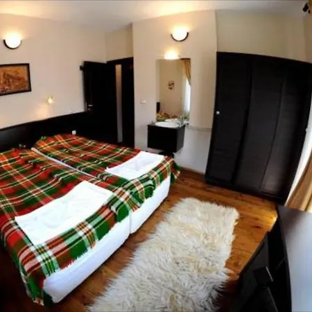 Свети Георги Guest house Chepelare